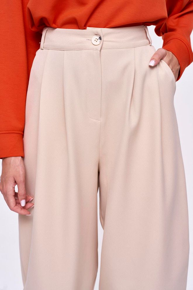 Balloon Tailored Beige Trouser